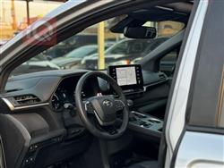 تويوتا سيينا